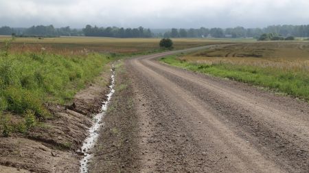 Par 80 tūkstošiem eiro veic apauguma noņemšanu Jēkabpils novada pagastos