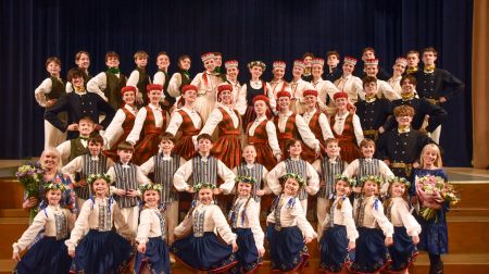 Aizvadīta Jēkabpils novada izglītības iestāžu tautas deju kolektīvu skate