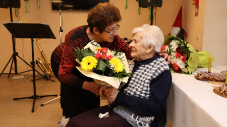 Dunavas pagasta iedzīvotāja Valentīna Rudzīte svin 100 gadu jubileju