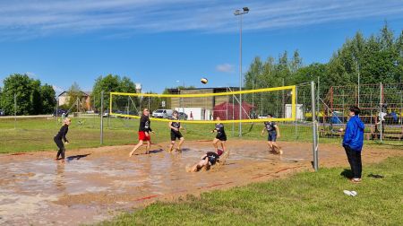 Zīlānos aizvadīti sportiski un azartiski dārza svētki