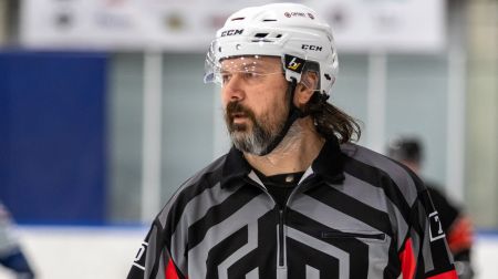 Hokejisti no Rīgas iegūst Ojāra Rodes ceļojošo kausu