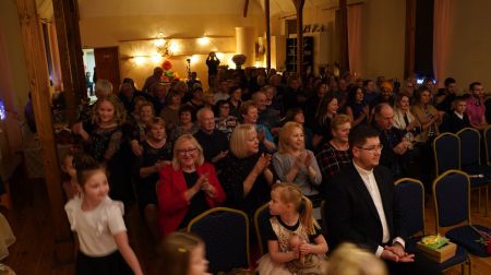 Lones Tautas nams svin 60 gadu jubileju