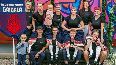 Līvānu novada pašvaldība aicina balsot par radošāko svētku gājiena kolektīvu