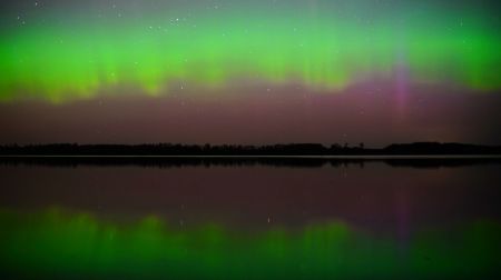 Ziemeļblāzma pie Baļotes ezera