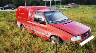 Sērenes pagastā autovadītājs pēc avārijas piedāvā policistiem kukuli