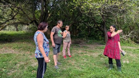 Latvijas Etnogrāfiskā brīvdabas muzeja darbinieki veic Sēlijas izpēti 