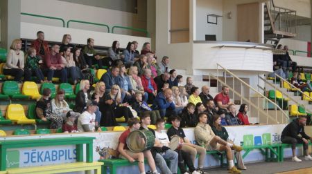 Jēkabpils jaunie volejbolisti kļūst par čempioniem