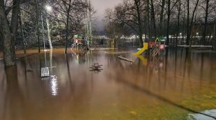 Applūdusi Krustpils saliņa