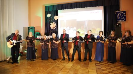 Aknīstes sieviešu vokālais ansamblis “Viotonika” atzīmē 25 gadu jubileju