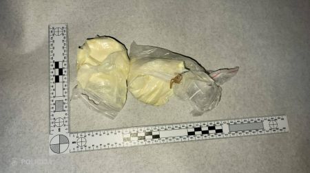 Policija Līvānos konfiscē amfetamīnu un 4600 nelegālo cigarešu