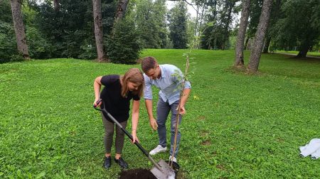 Aknīstes Sēļu parkā veido dekoratīvos stādījumus