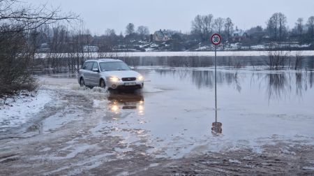 Plūdi Jēkabpilī. 13.01.2023.
