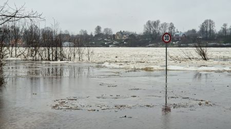 Plūdi Jēkabpilī. 13.01.2023.