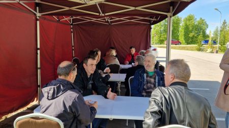 Zīlānos aizvadīti sportiski un azartiski dārza svētki