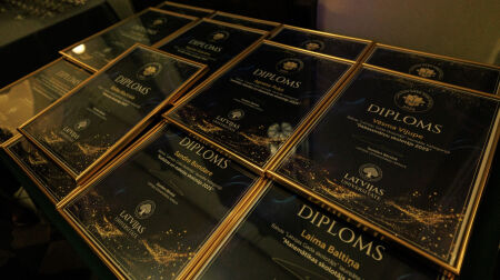 Jēkabpils Valsts ģimnāzijas pedagoģes spīd starp Latvijas labākajiem skolotājiem