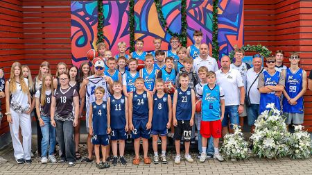 Līvānu novada pašvaldība aicina balsot par radošāko svētku gājiena kolektīvu