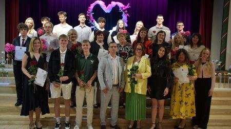 Jēkabpils novadā sumināti skolēni un pedagogi par izciliem sasniegumiem 