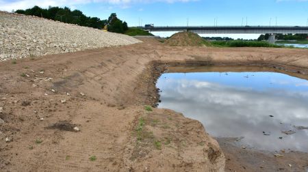 Kā izskatīsies Daugavas aizsargdambis pēc būvdarbiem?
