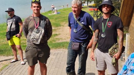 Radžu ūdenskrātuves makšķerēšanas sacensībās lielāko lomu gūst sieviete 