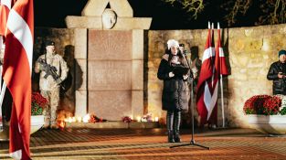 Lāčplēša dienas Lāpu gājiens Jēkabpilī