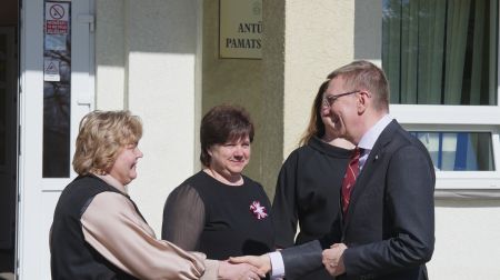 Valsts prezidents apmeklē Pļaviņu vidusskolu un Antūžu pamatskolu