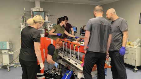 Jēkabpils mediķi trenējas reaģēt ārkārtas situācijās 