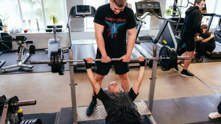 Jēkabpilī aizvadīts iesācēju kauss svaru stieņa spiešanā guļus 