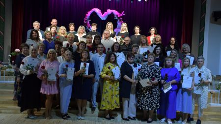 Jēkabpils novadā sumināti skolēni un pedagogi par izciliem sasniegumiem 