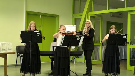 Jēkabpils reģionālajā slimnīcā atzīmē Māsu dienu