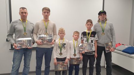 Apbalvoti Pusstundas skrējiena 41. sezonas uzvarētāji