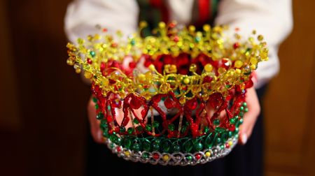 Zasā apskatāmi 11 Sēlijas kāzu kroņi