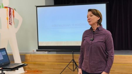 Mācības senioriem – no diskriminācijas izpratnes līdz uzņēmējdarbībai