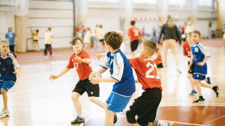 Jēkabpilī noticis mini handbola festivāls