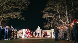 Lāčplēša dienas Lāpu gājiens Jēkabpilī