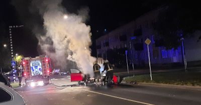 Jēkabpilī deg vieglā automa&scaron;īna