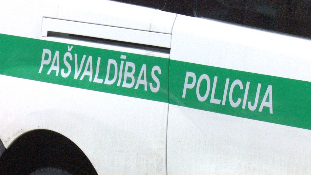 Aknīstē iedzīvotāji reizi nedēļā var klātienē satikt pašvaldības policijas pārstāvi