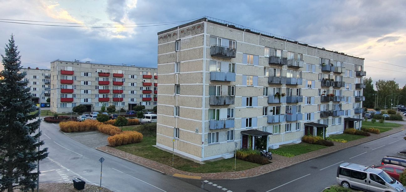 Viens no siltuma zuduma cēloņiem – neaizvērti logi un durvis 