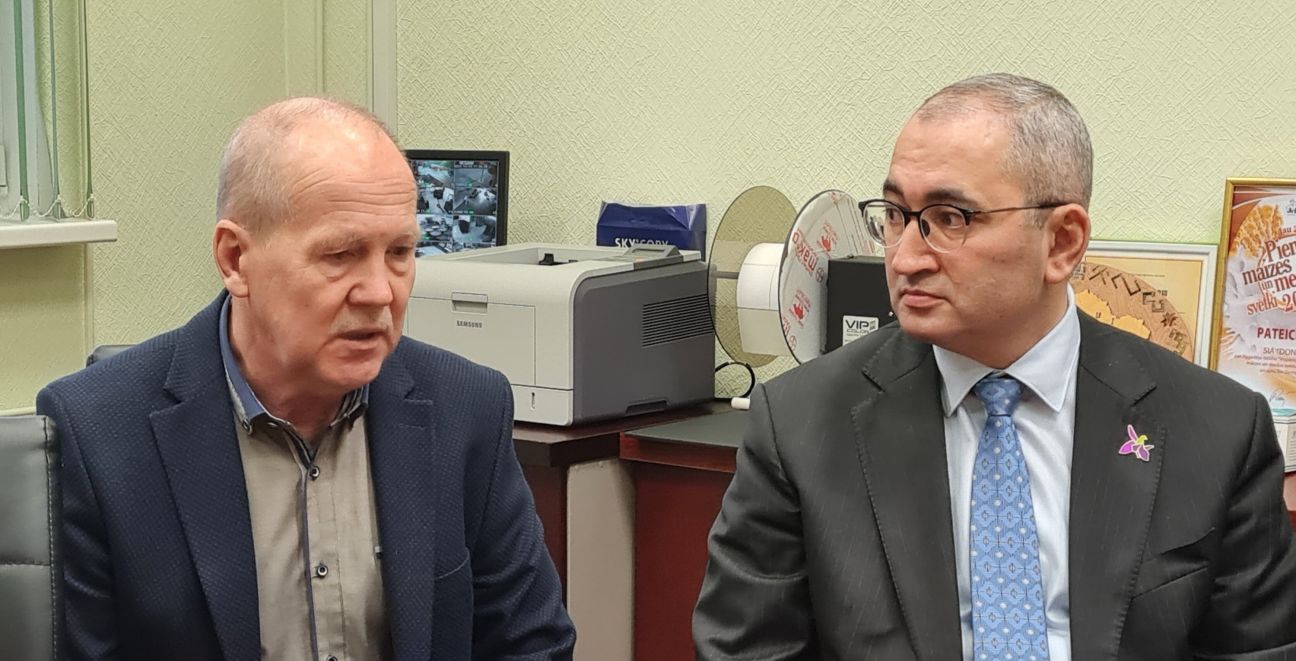 Jēkabpils novadu apmeklē Azerbaidžānas vēstnieks