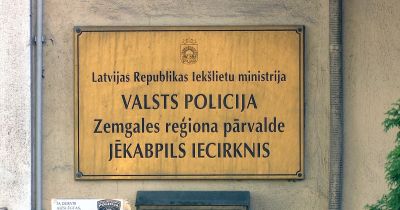 Vīrietis vienā dienā izraisa divus ceļu satiksmes negadījumus