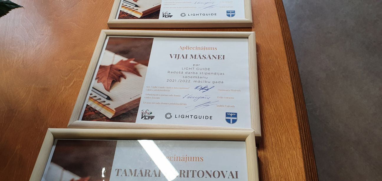 Līvānos apbalvo radošā darba stipendiju ieguvējus