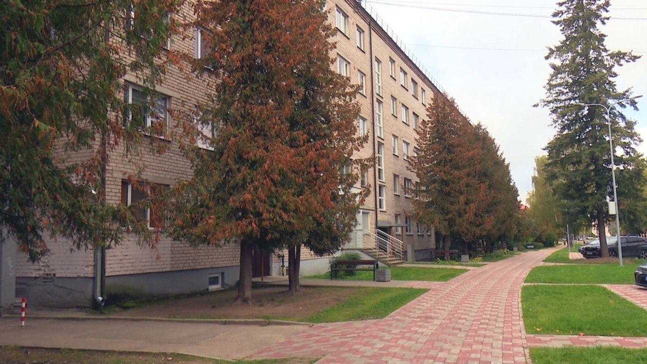 Jēkabpilieši aicināti iepazīties ar daudzdzīvokļu mājās plānoto darbu tāmēm