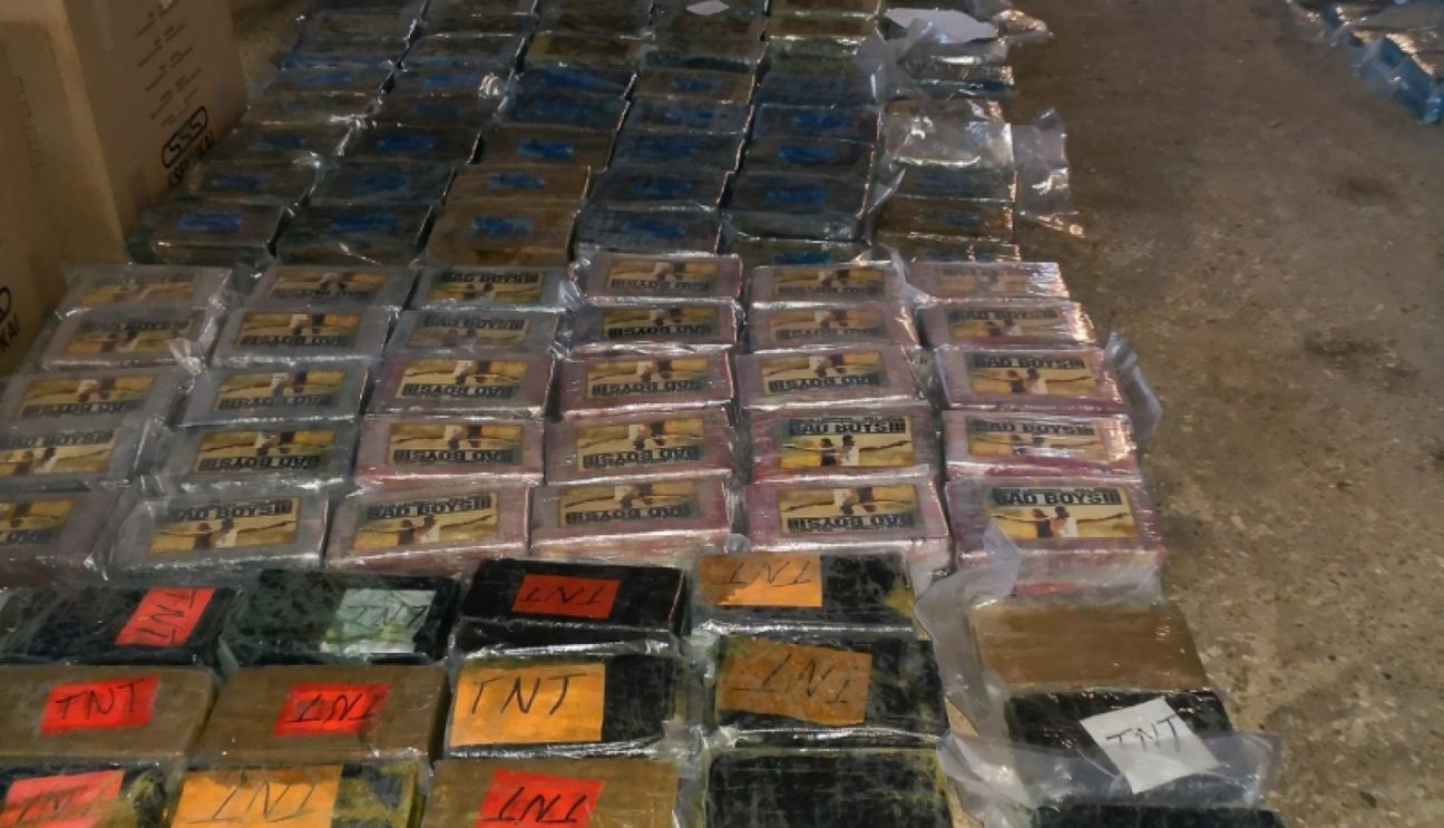 Latvijas vēsturē lielākās narkotiku kravas ievešanu sekmējuši muitnieki