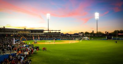 Sporta kompleksu priek&scaron;rocības un ieguvumi pilsētām un bērniem, kā arī izaicinājumi būvniecībā