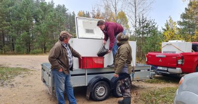 Radžu ūdenskrātuvē ielaiž zivju mazuļus