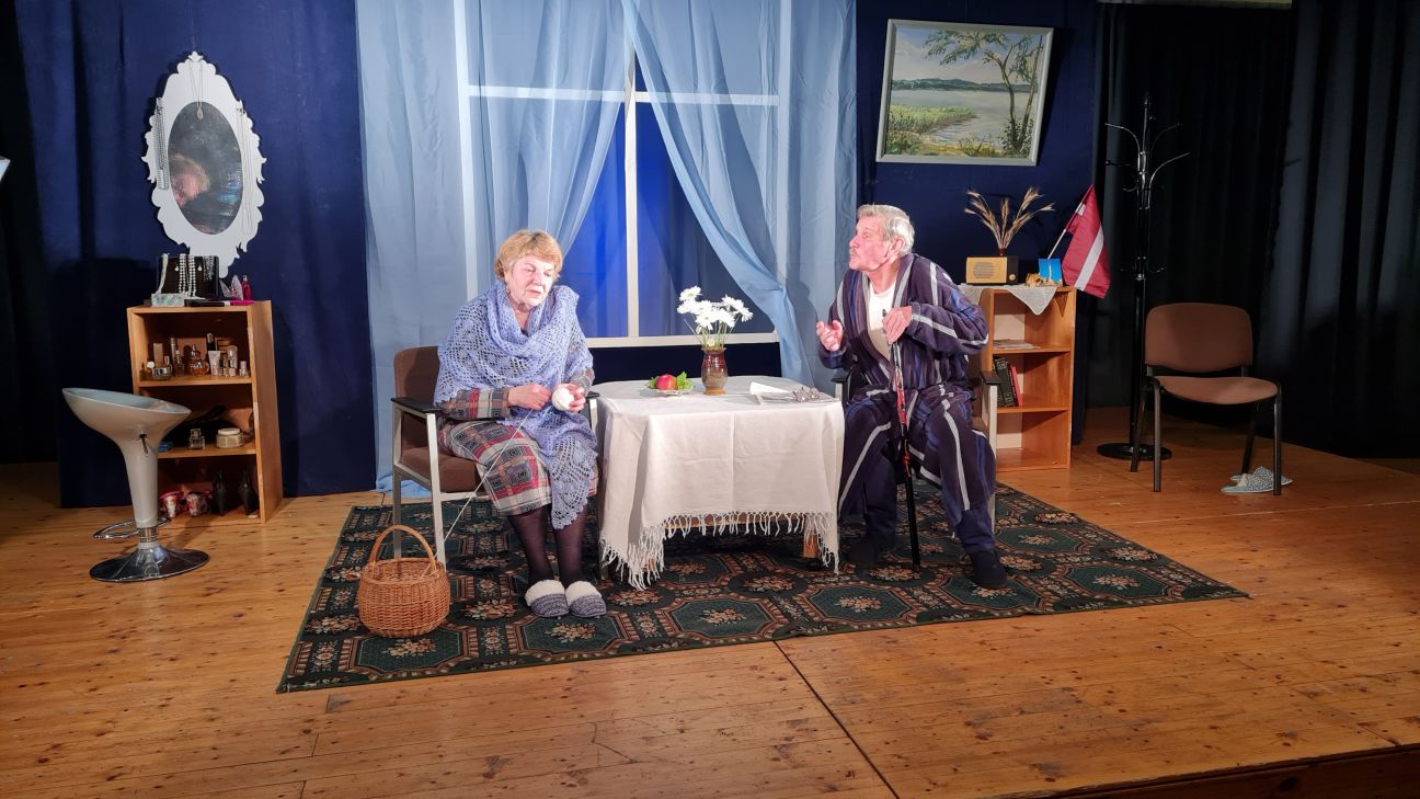 Ābeļu amatierteātrim “Cerība” – 20 gadu jubileja