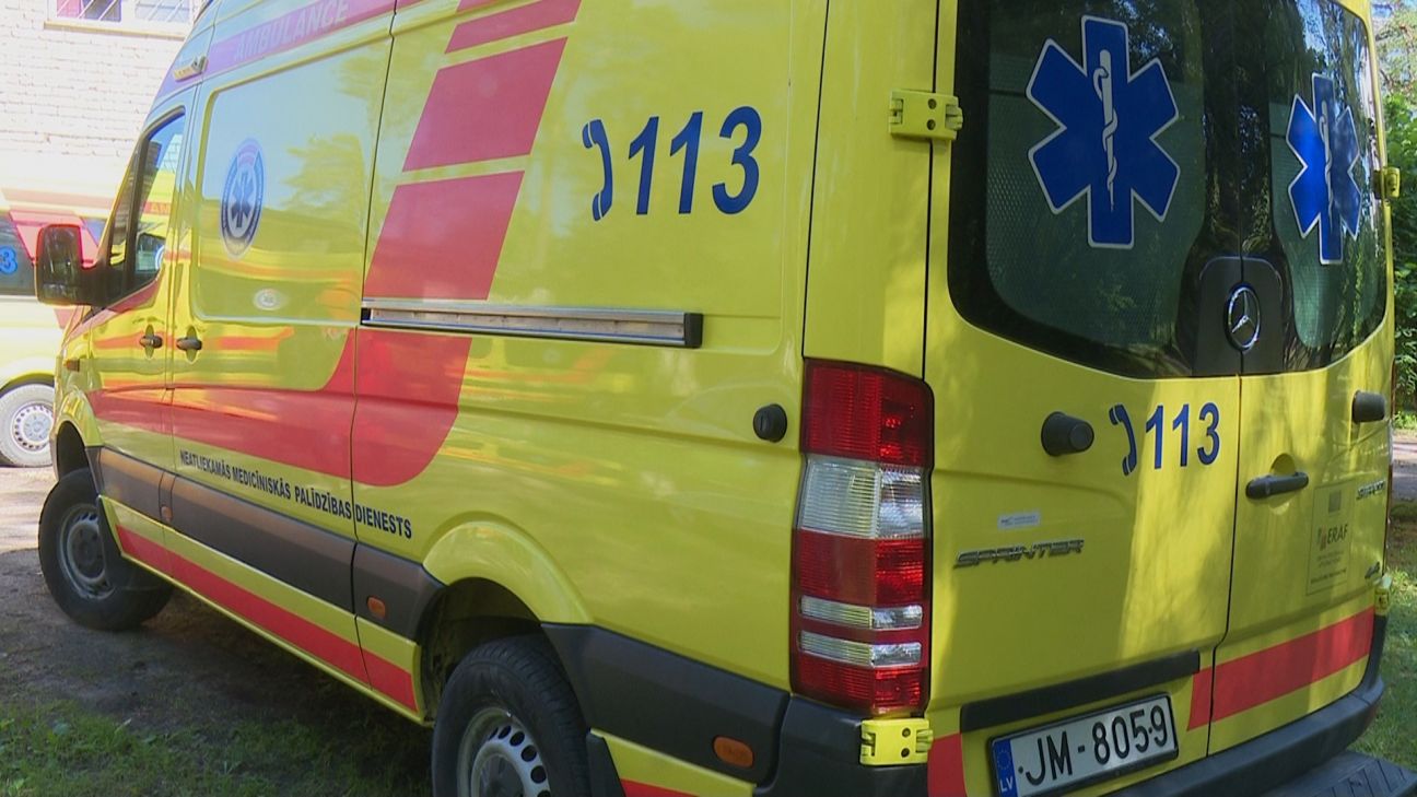 Neatliekamās medicīniskās palīdzības dienestā plāno ieviest videokameras pie formastērpiem