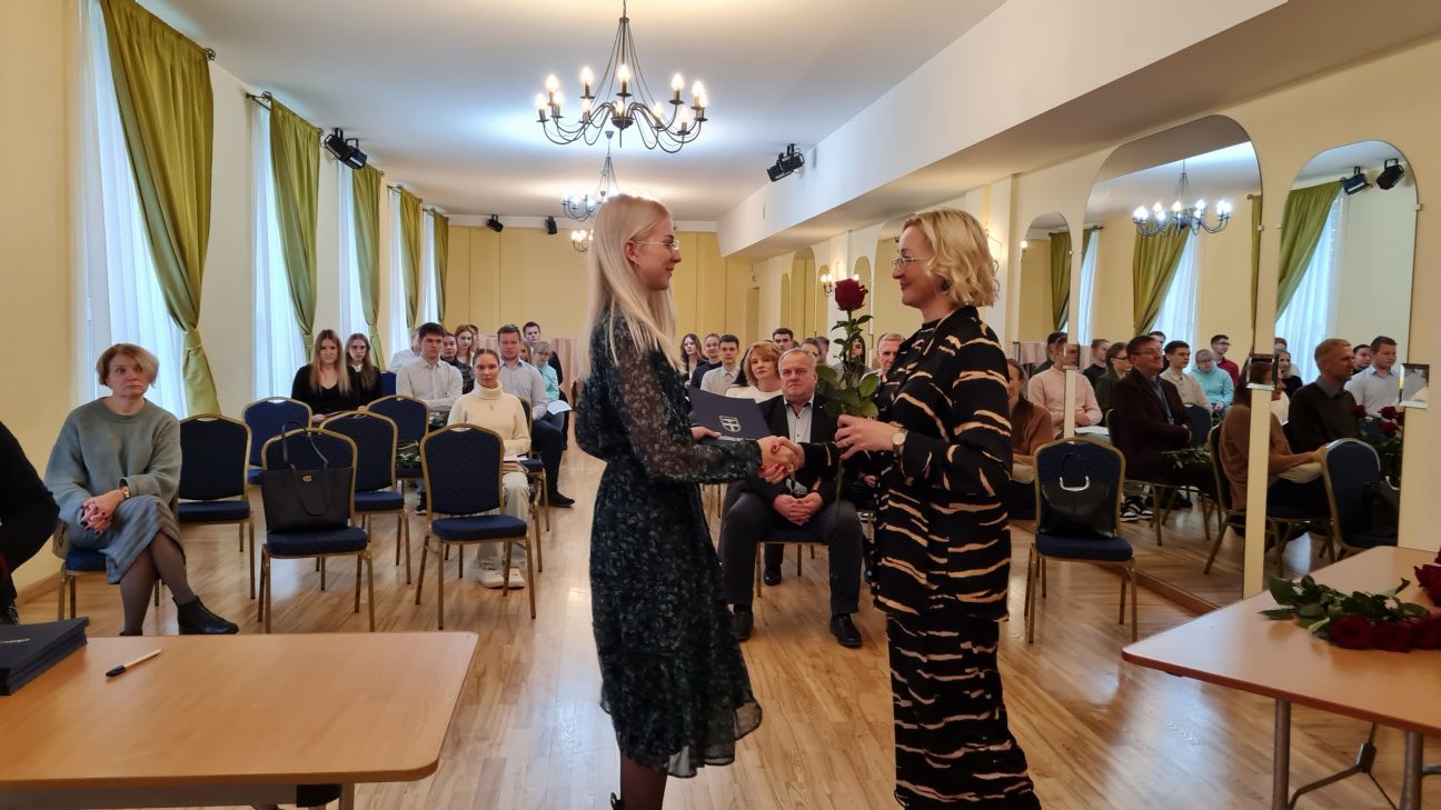 35 Līvānu novada studentiem piešķirtas stipendijas