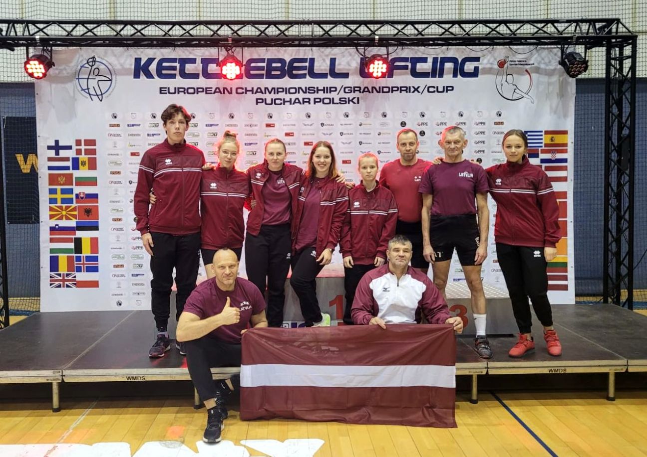 Jēkabpils svarbumbu cēlājiem lieliski panākumi Polijā