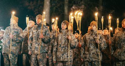 Lāčplē&scaron;a dienā Jēkabpilī &ndash; lāpu gājiens un piemiņas brīdis