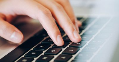 Jēkabpilietei izkrāpj gandrīz 24 eiro